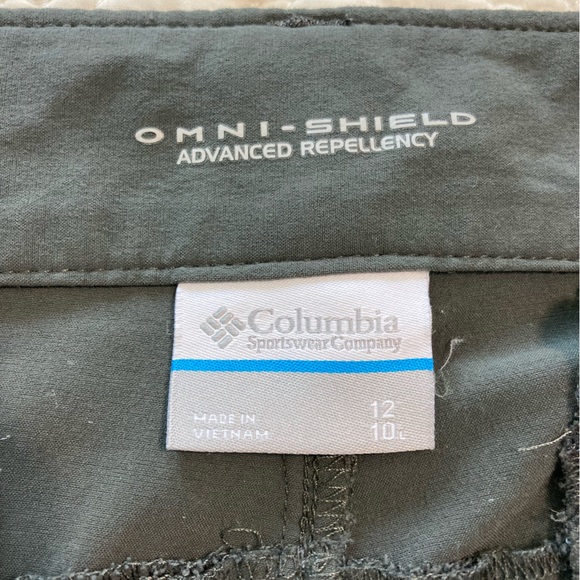 Columbia Women's Saturday Trail Long Shorts - Picture 4 of 8